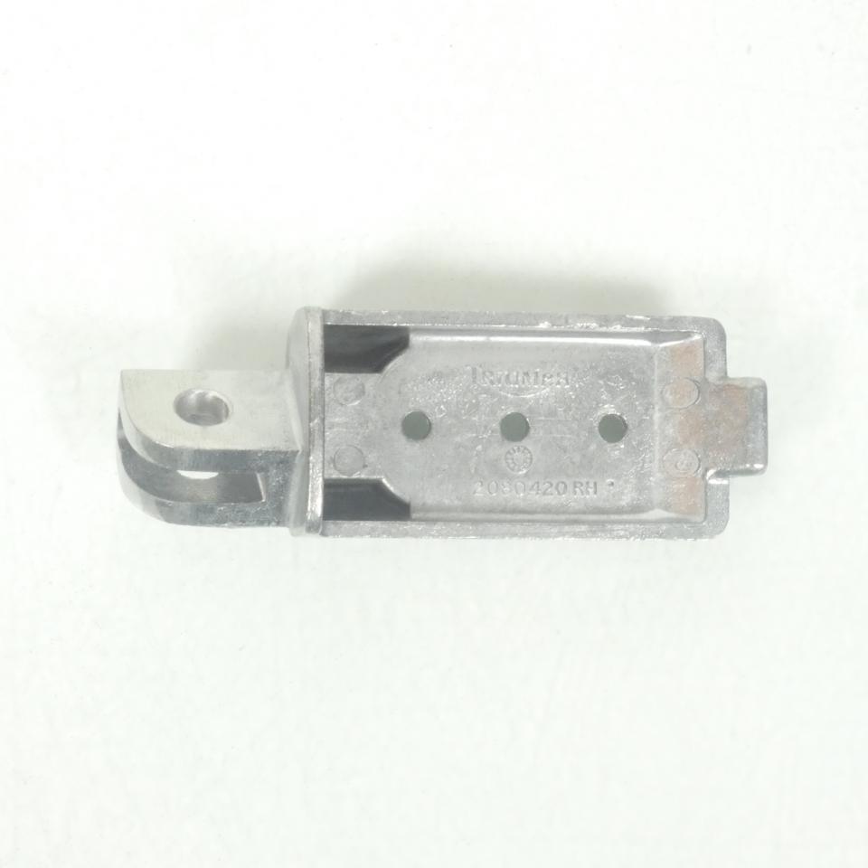 Cale pied passager ARD pour moto Triumph Tiger 955I T2080428 2080420 RH Neuf