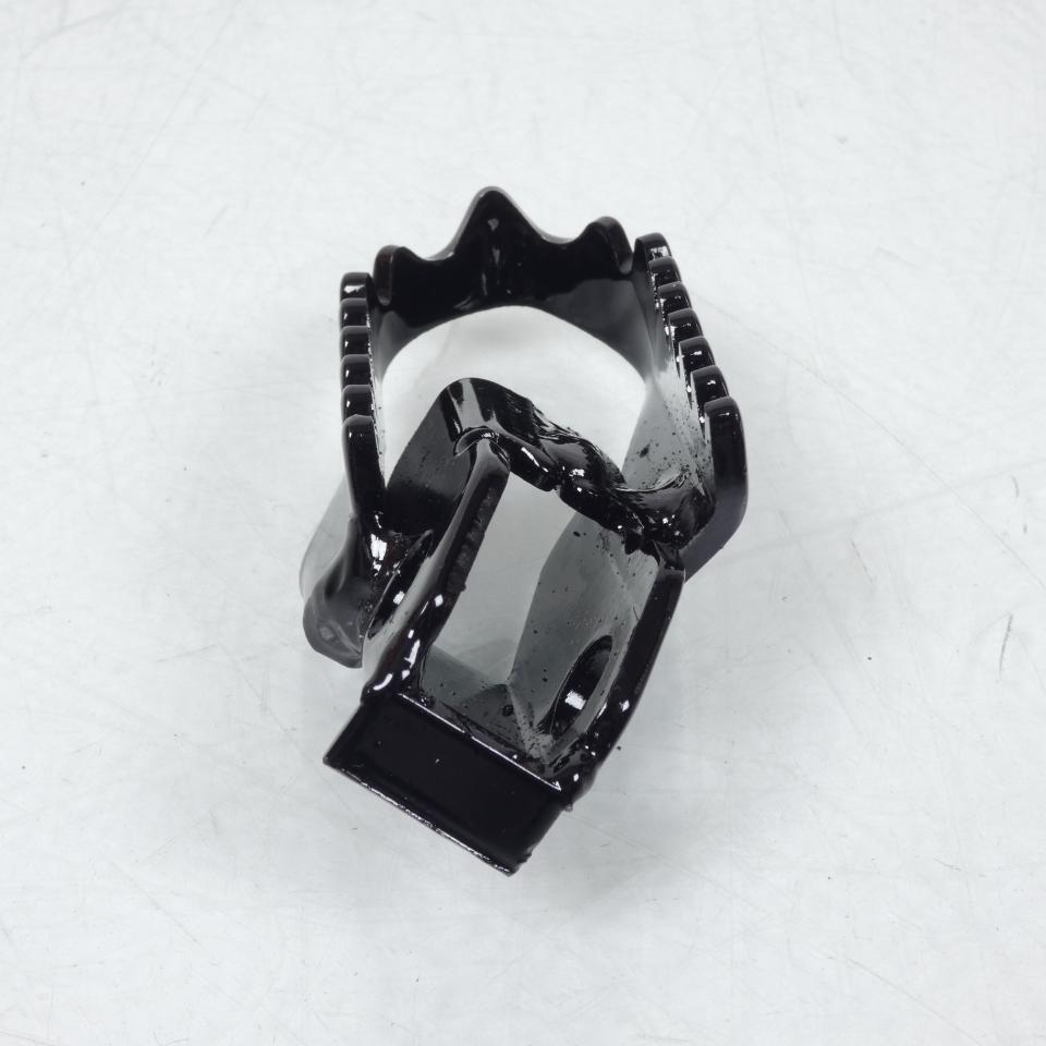 Cale pied pilote avant droit pour moto Suzuki 250 DR 1990 à 1995 4355014D10019 / 4355014D10000 Neuf