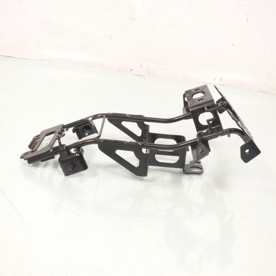 Araignée origine pour moto Suzuki 125 GSX-S 2018 à 2020 51850-23KA0 Occasion