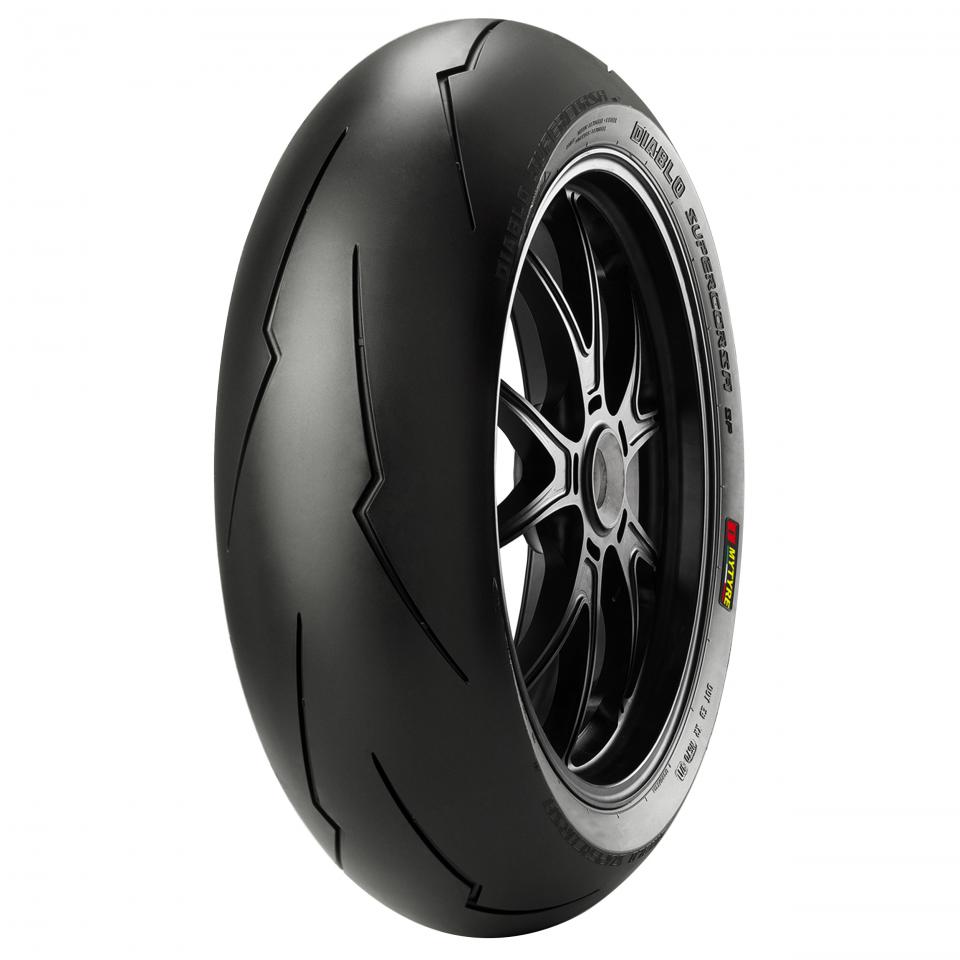 Pneu Pirelli pour Moto Yamaha 900 MT-09 Neuf