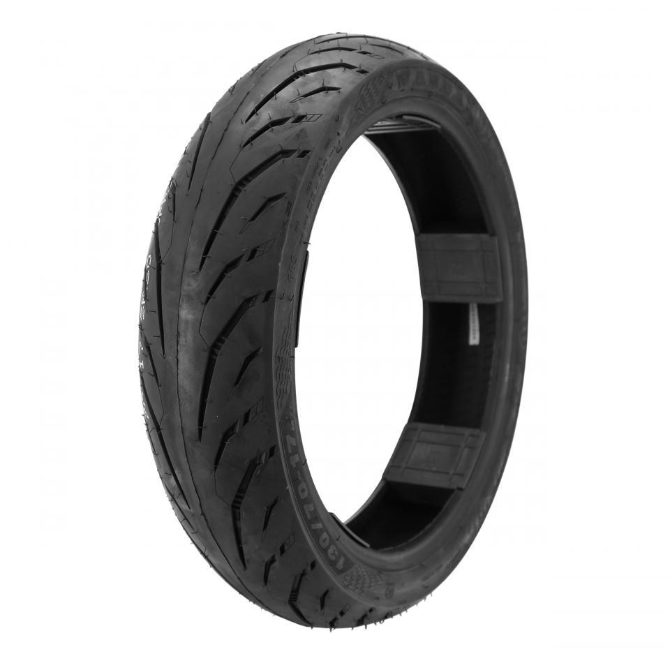 Pneu 130-70-17 pour  