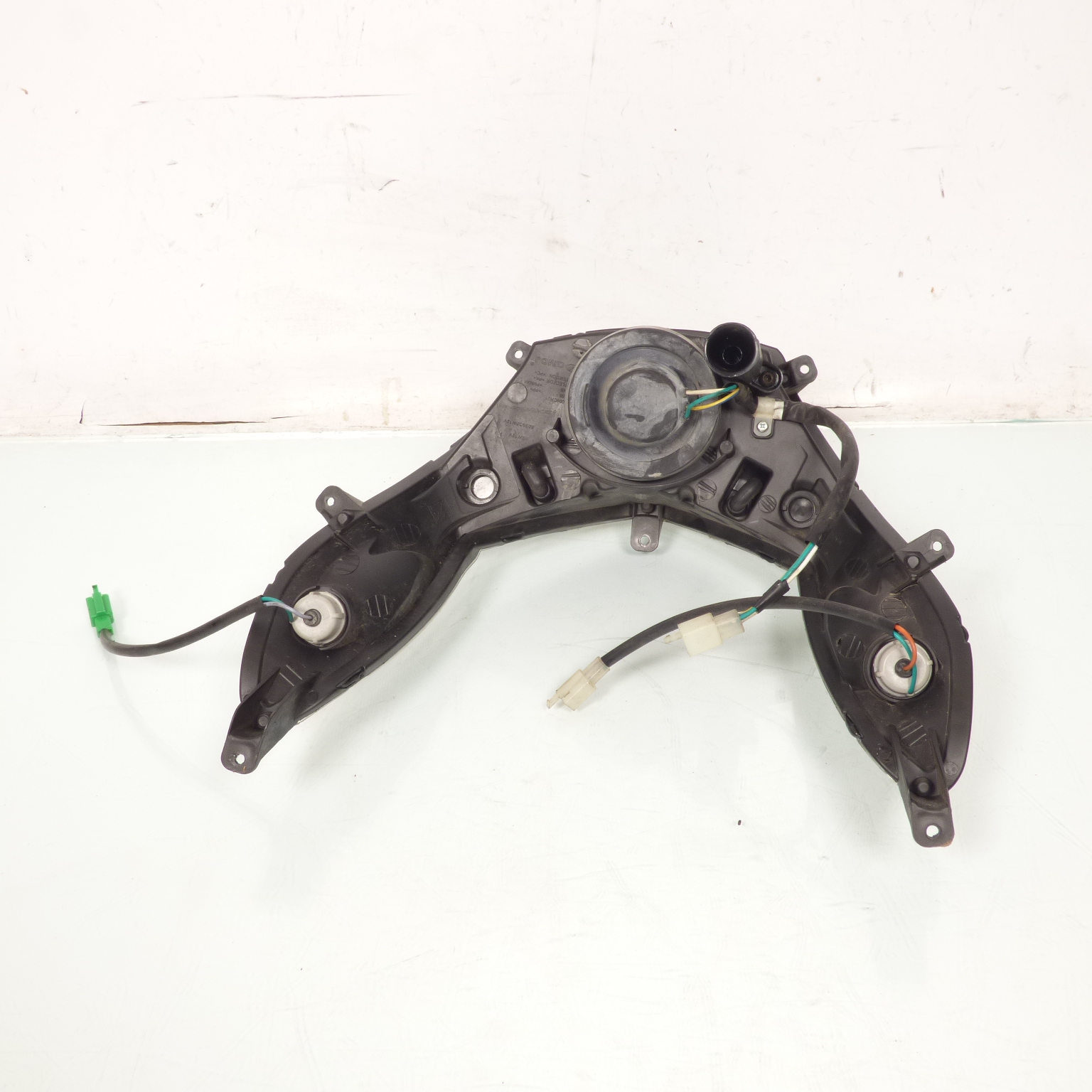 Optique avant origine pour scooter Peugeot 50 Kisbee 2011 à 2017 09006CH