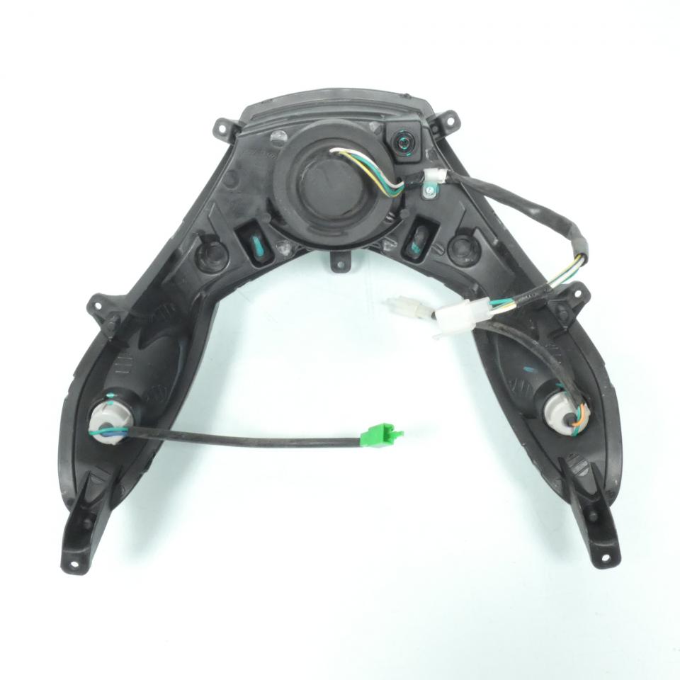 Optique avant origine pour Scooter Peugeot 50 Kisbee 2T 2013 à 2017 VGAK1AREAA0J / 776902 Occasion