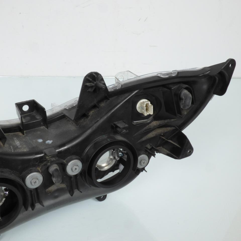 Optique avant pour scooter Suzuki 125 Burgman 2014 à 2018 90-5255B Occasion