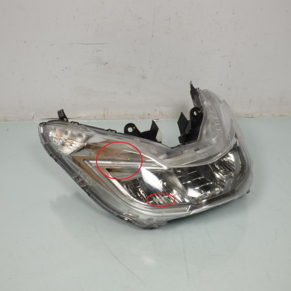 photo piece : Optique avant->Honda PCX