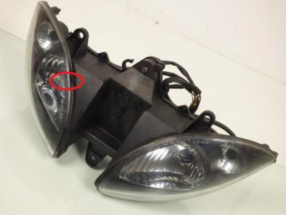 photo piece : Optique avant->Piaggio X9