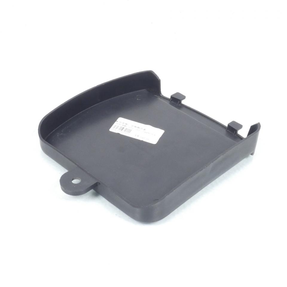 Trappe origine pour scooter Benzhou 50 TB6A-110200002 Noir Neuf en destockage