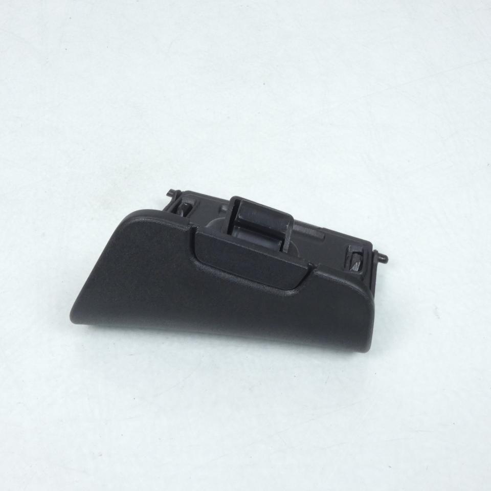 Trappe de prise 12V origine pour scooter Peugeot 400 Metropolis 784285 / 1178428500 Neuf