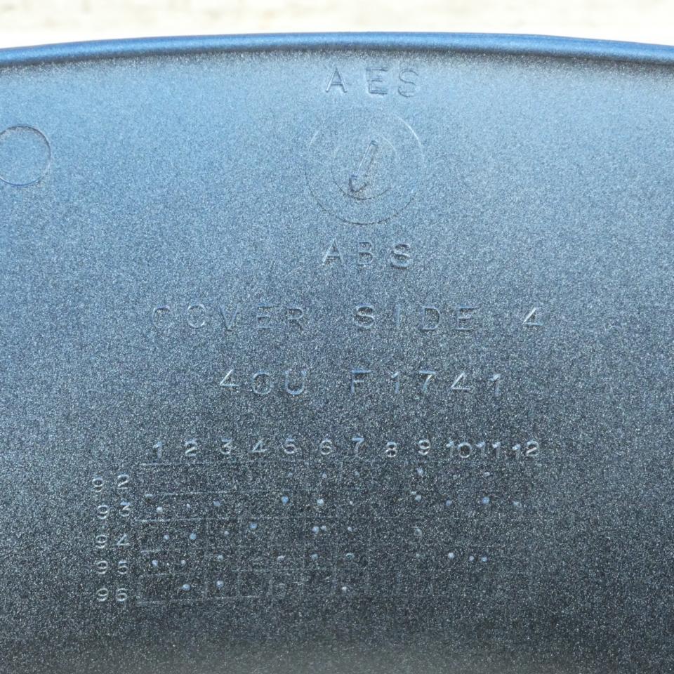 Trappe Accès moteur bleu pour scooter MBK 50 Evolis 4CU-F1741-00-PA Neuf