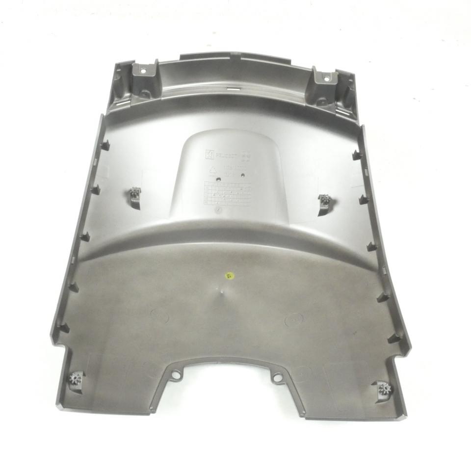 Capot coffre AR pour scooter Peugeot Metropolis 400 781903I9 1178190300 gris