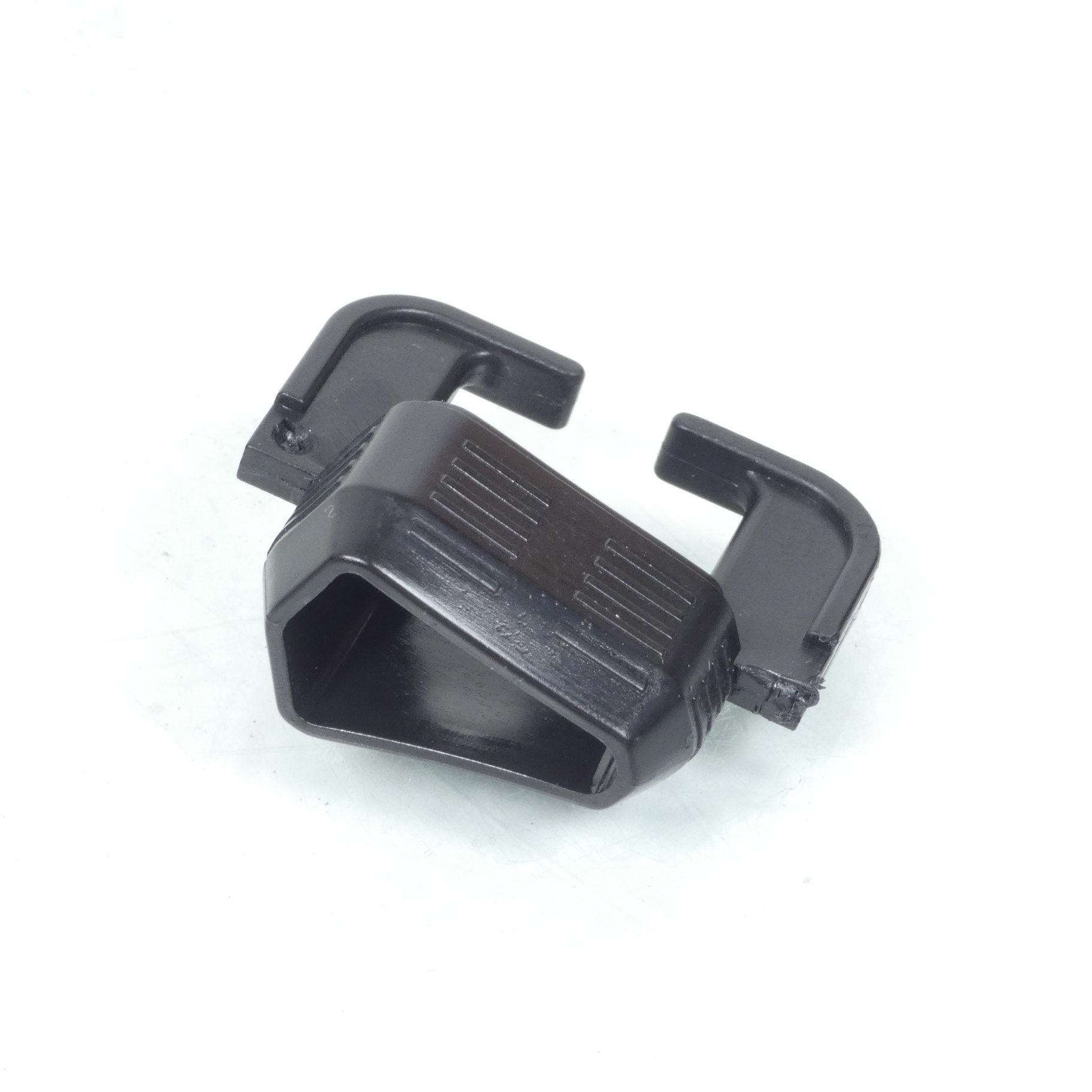 Clips fixation clignotant AVD AVG pour moto Suzuki 125 Gsx-R 2018-21 35629-34J10