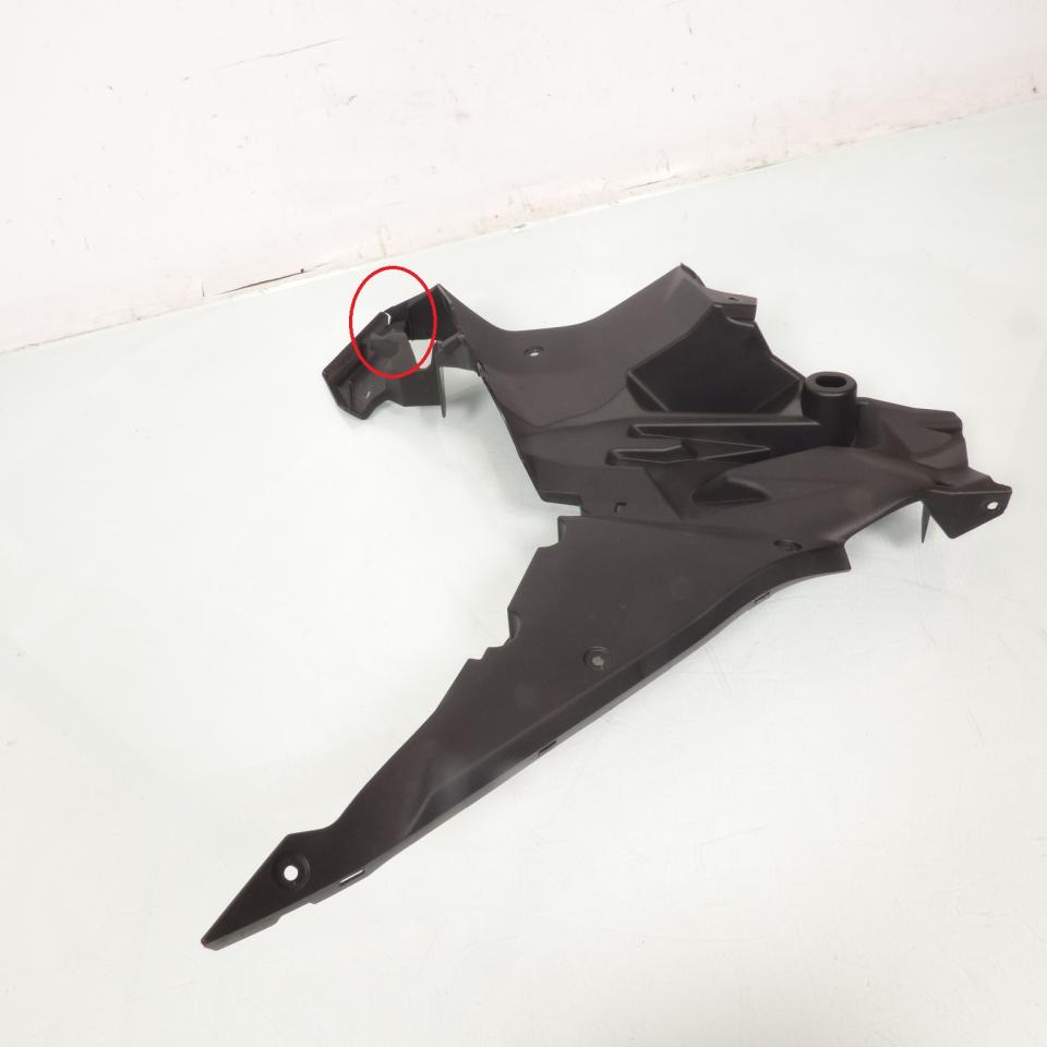 Plastique divers pour Suzuki GSX-S GT