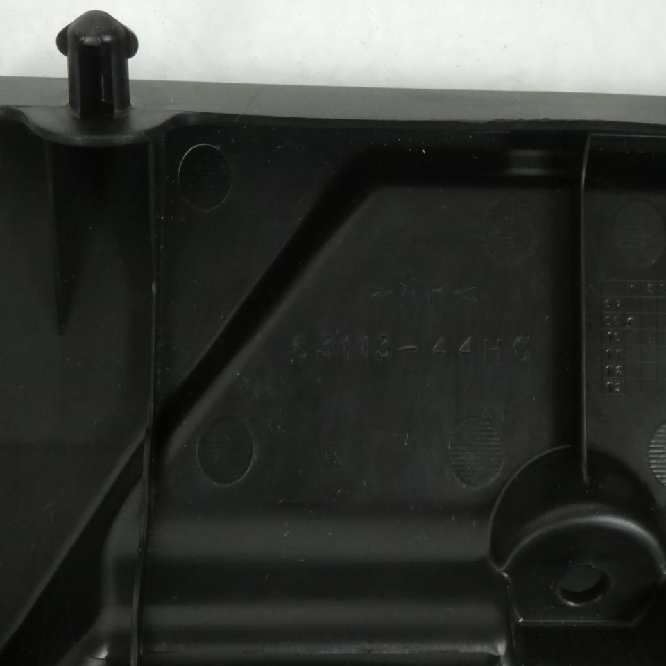 Support Intérieur bavette AR 63113-44H00 pour moto Suzuki 650 Gladius 2009-2011