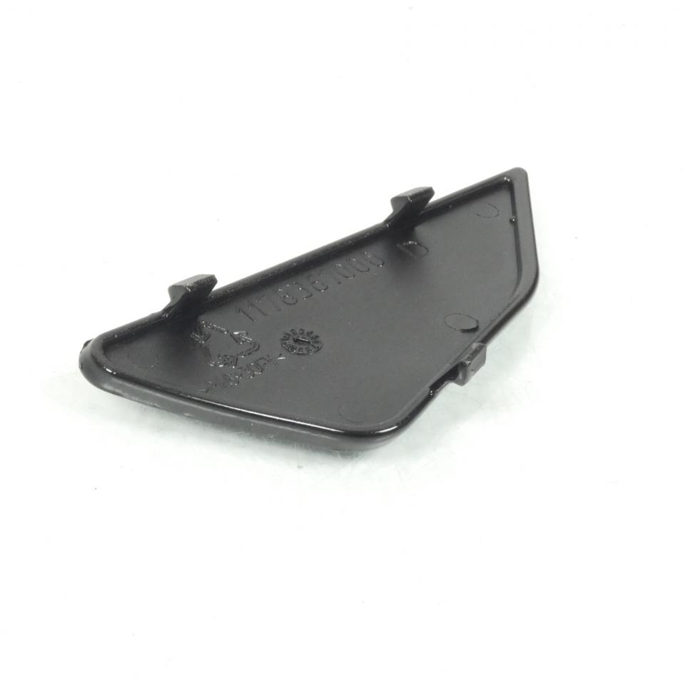 Cache poignée passager D pour scooter Peugeot 400 Metropolis 783670NK 11783670NK
