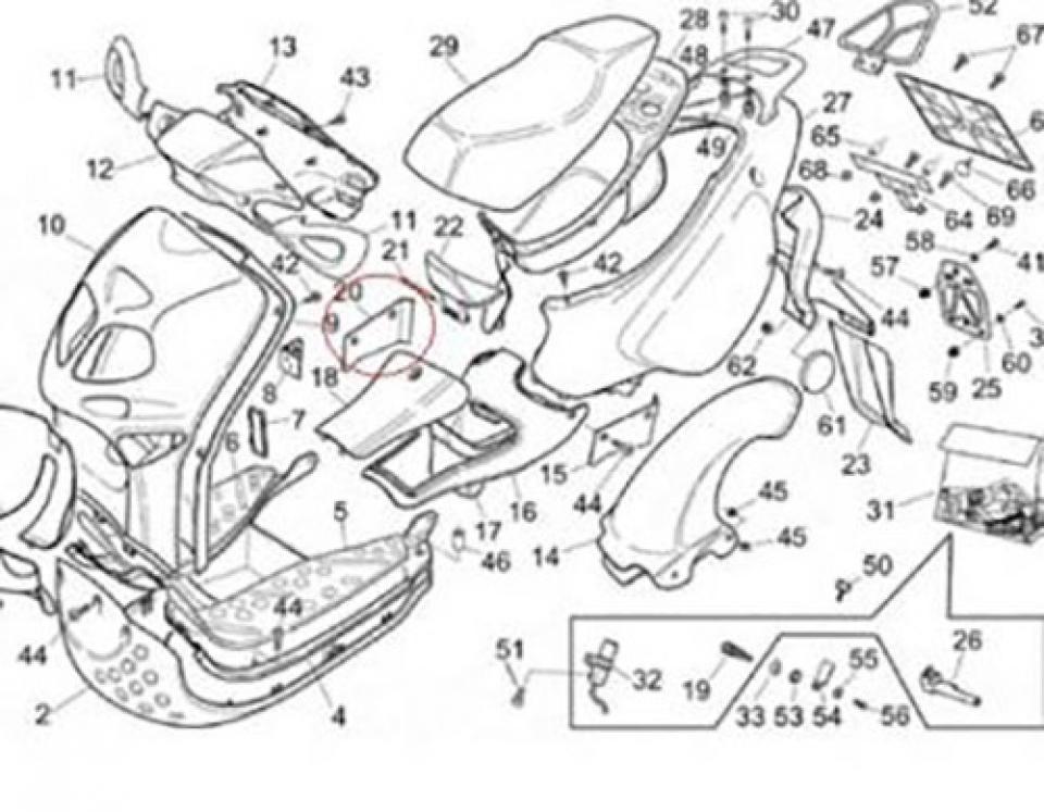 Plastique divers origine pour Scooter Aprilia 50 Rally 1995 à 2004 AP8238516 Neuf