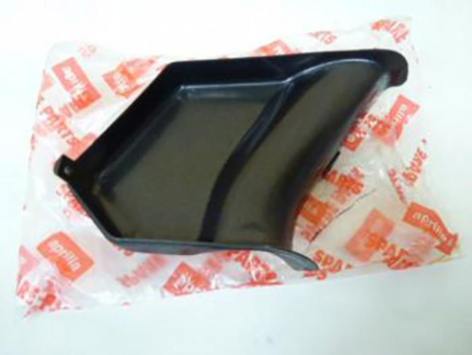 Plastique divers origine pour Scooter Aprilia 50 Sonic 1998 à 2007 AP8248899 Neuf