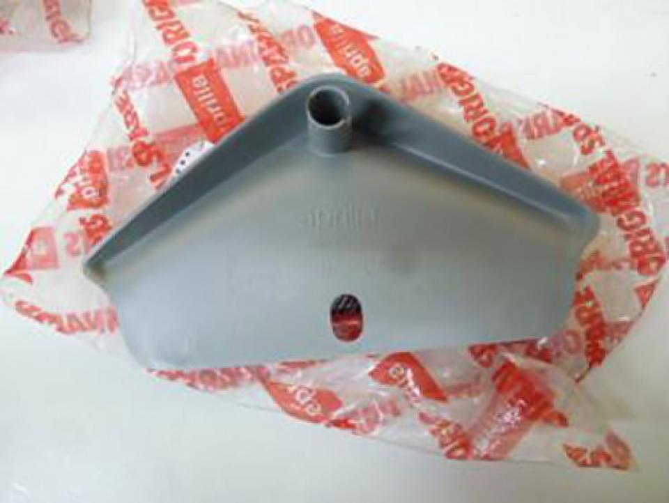 Plastique divers origine pour Moto Aprilia 125 Classic 1995 à 1999 AP8138654 Neuf