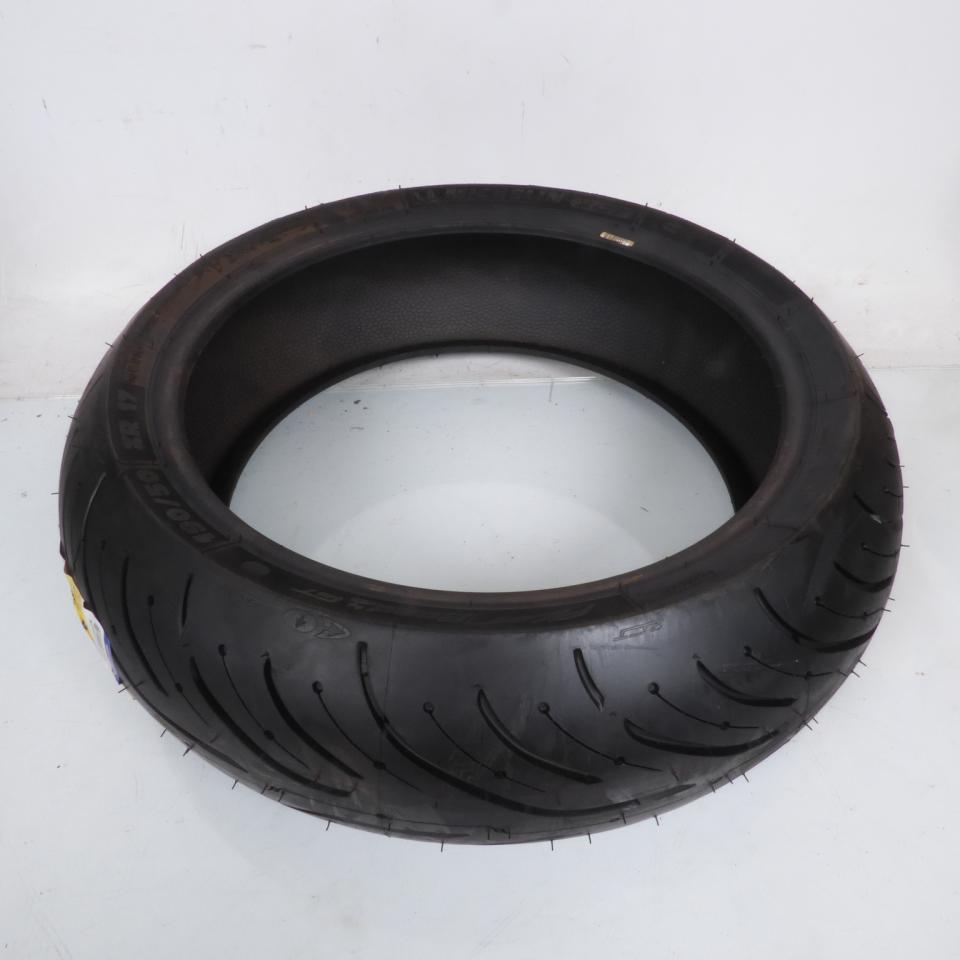 Pneu 190-50-17 Michelin pour Auto Pilot Road 4 GT 2CT 73W Neuf