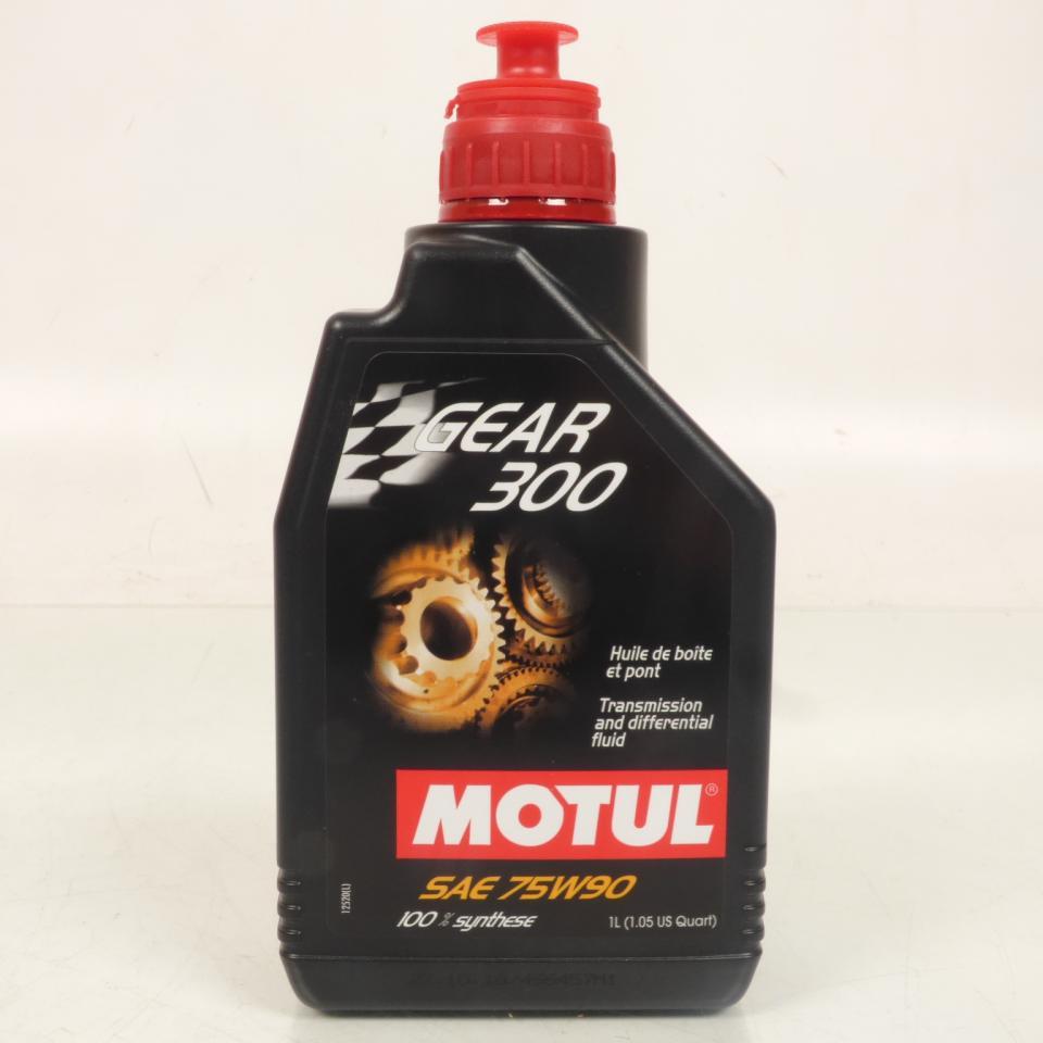 Lubrifiant huile Motul moto scooter 1L GEAR 300 75W90 boite vitesse / pont Neuf