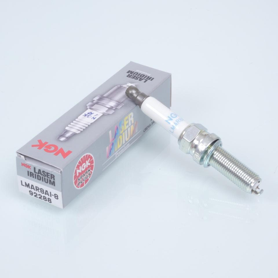 Bougie d'allumage NGK pour Moto Husaberg 570 FS 2010 à 2011 LMAR8AI-8 / 92288 Neuf