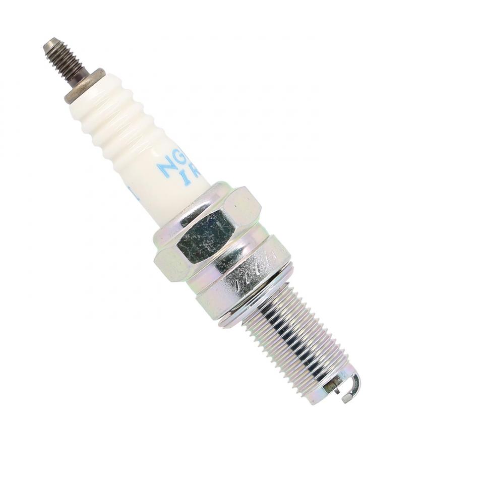 Bougie d'allumage NGK pour Bateau Kawasaki 250 Après 2015 MR8CI-8 / 96973 Neuf