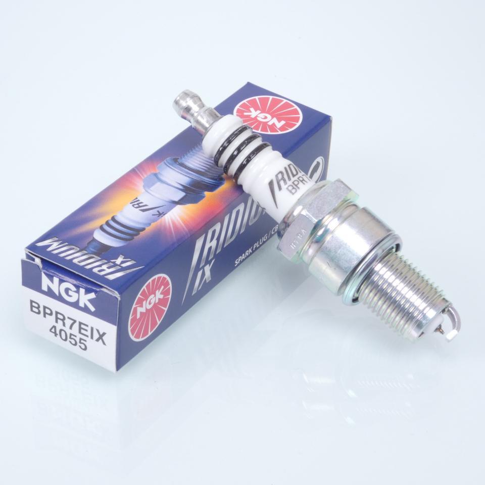 Bougie d'allumage NGK pour Moto Moto Guzzi 350 V35 Après 1977 Neuf