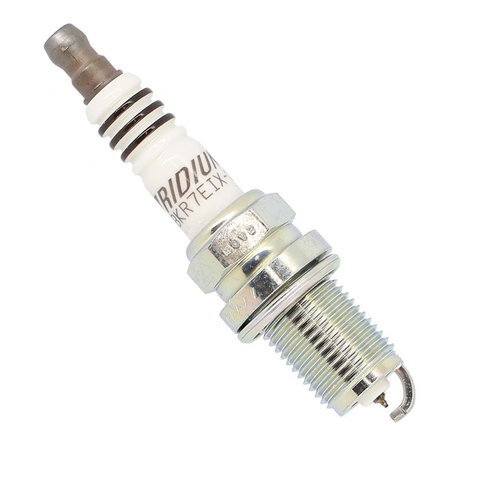 Bougie d'allumage NGK pour Auto BKR7EIX-11 / 6988 Neuf