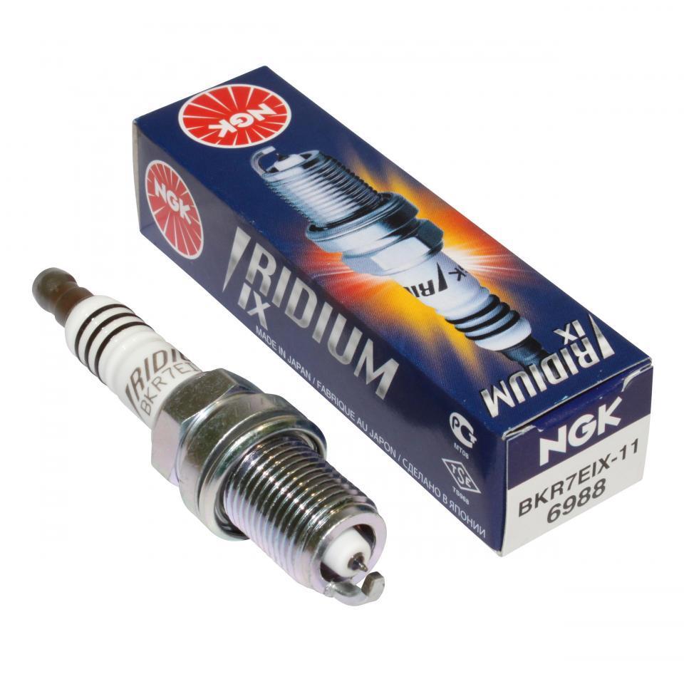 Bougie d'allumage NGK pour Auto BKR7EIX-11 / 6988 Neuf