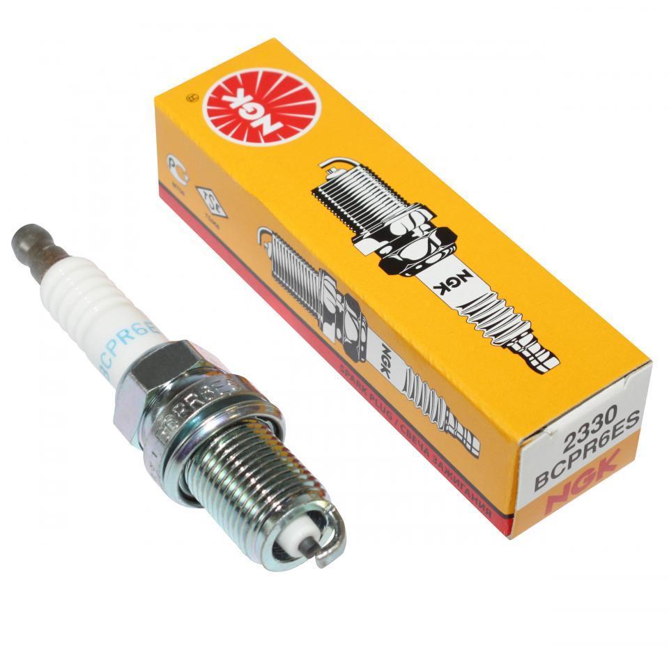 Bougie d'allumage NGK pour Moto Moto Guzzi 650 V65 Après 1987 BCPR6ES Neuf