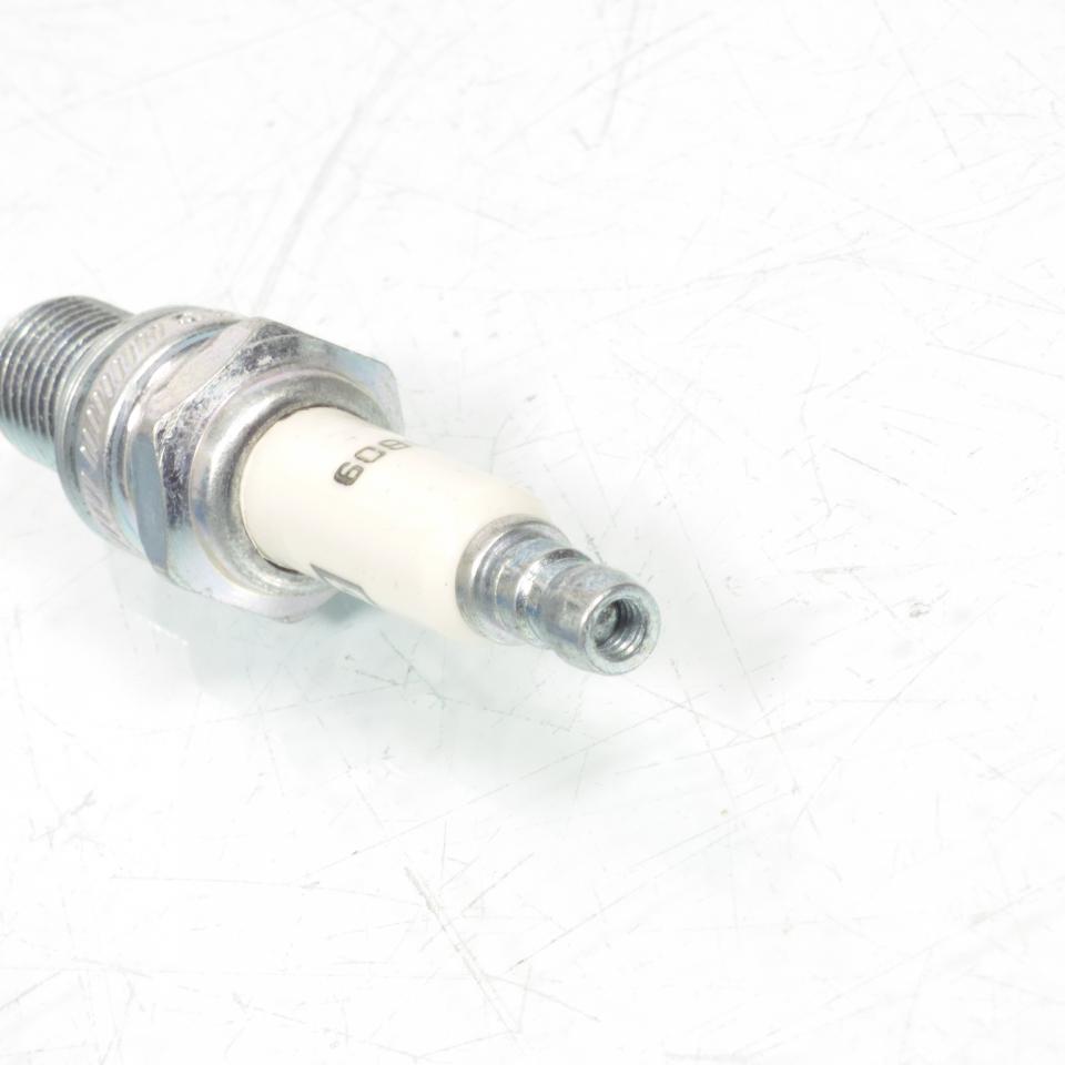 Bougie d'allumage Champion pour moto Power Sport CCH88091 / 8809-1/B01 Neuf