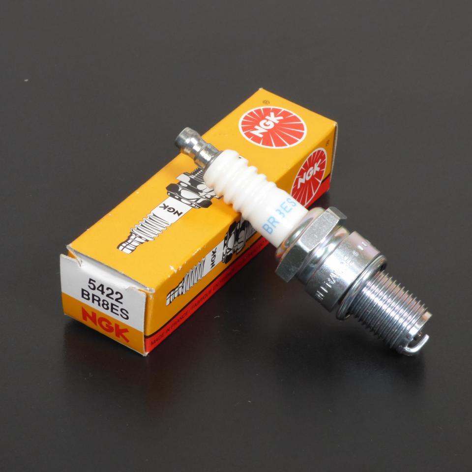Bougie d'allumage NGK pour Moto Derbi 125 GPR Racing Après 2004 Neuf