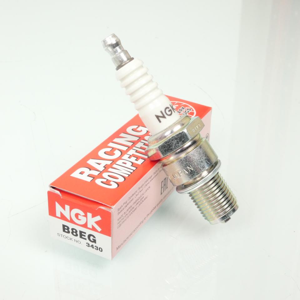 Bougie d'allumage NGK pour Moto Yamaha 250 WRZ 1988 à 2001 B8EG / 3430 Neuf
