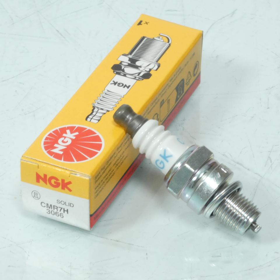 Bougie d'allumage NGK pour moto CMR7H / 3066 / Par 10 Neuf
