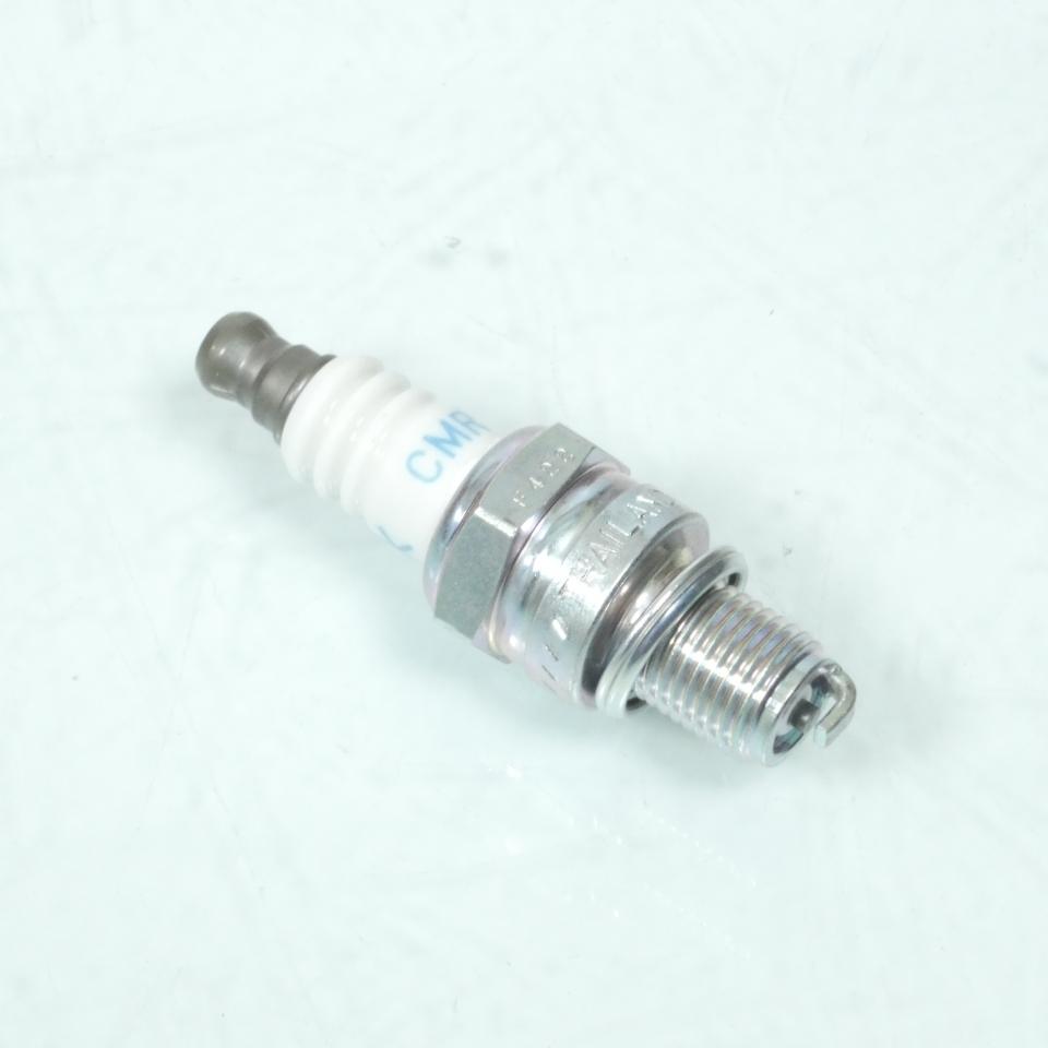 Bougie d'allumage NGK pour moto CMR7H / 3066 / Par 10 Neuf