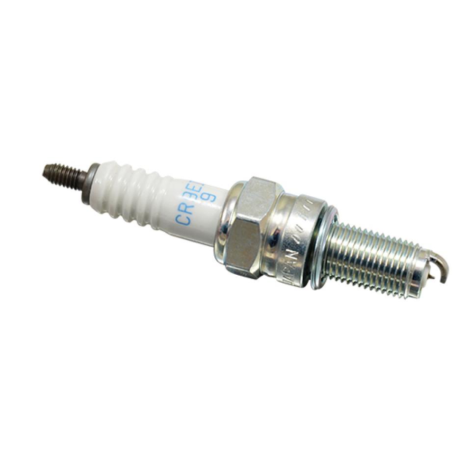 Bougie d'allumage NGK pour Moto CF moto 690 CL-X HERITAGE 2021 à 2022 CR9EIA-9 Laser Iridium / 6289 Neuf