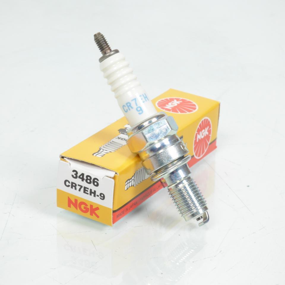Bougie d'allumage NGK pour Moto Honda 1300 St Pan European Abs Après 2002 CR7EH-9 / 3486 / Par 10 Neuf