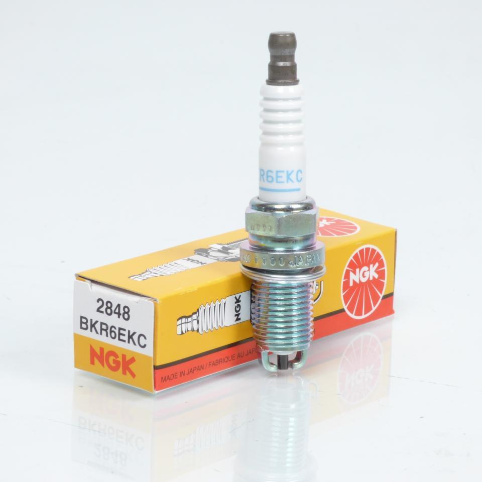 Bougie d'allumage NGK pour Moto BMW 1100 R R / RT Abs 1995 à 2000 BKR6EKC / 2848 Neuf