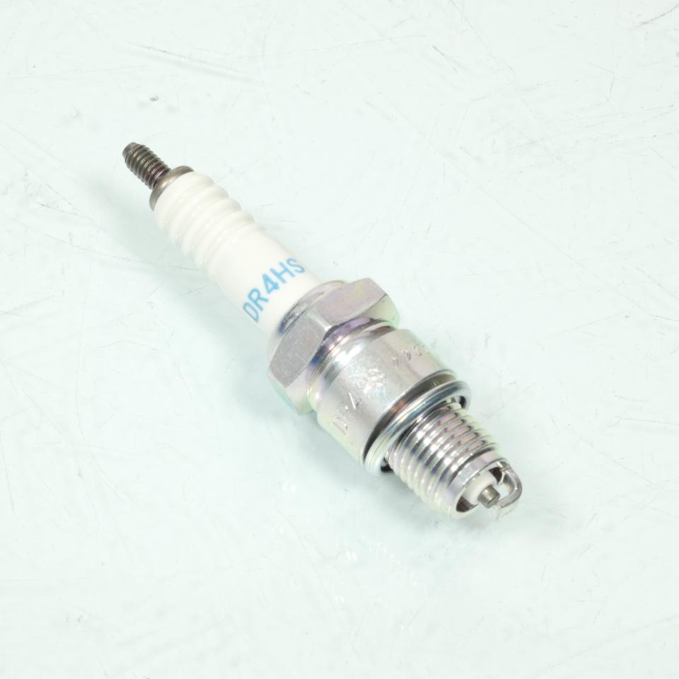 Bougie d'allumage NGK pour moto DR4HS / 3326 Neuf