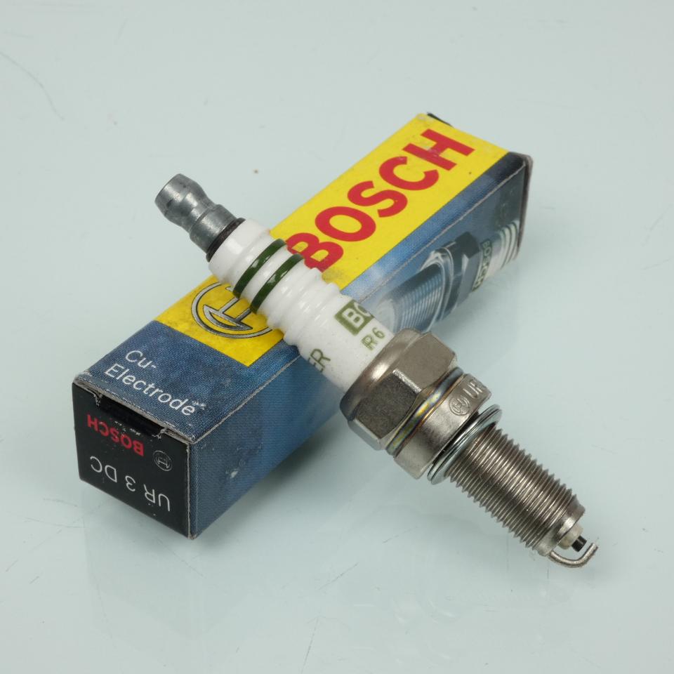 Bougie d'allumage Bosch pour Scooter Aprilia 50 Sr Di-Tech Carbu 2000 à 2003 Neuf