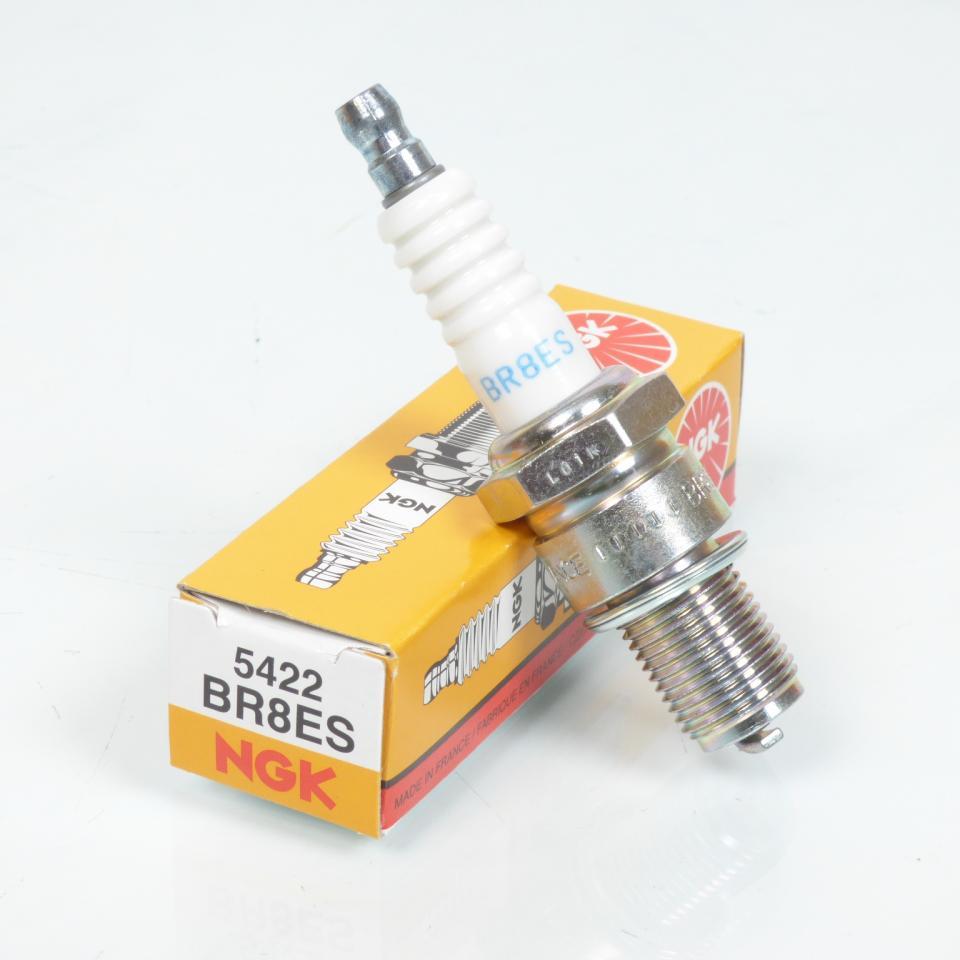 Bougie d'allumage NGK pour Moto Masai 50 SM 2002 à 2020 Neuf