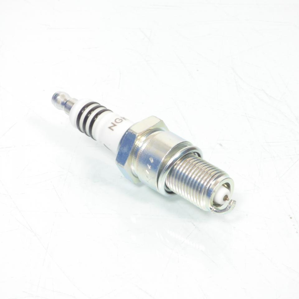 Bougie d'allumage NGK pour Moto Moto Guzzi 350 V35 Iii Après 1985 Neuf