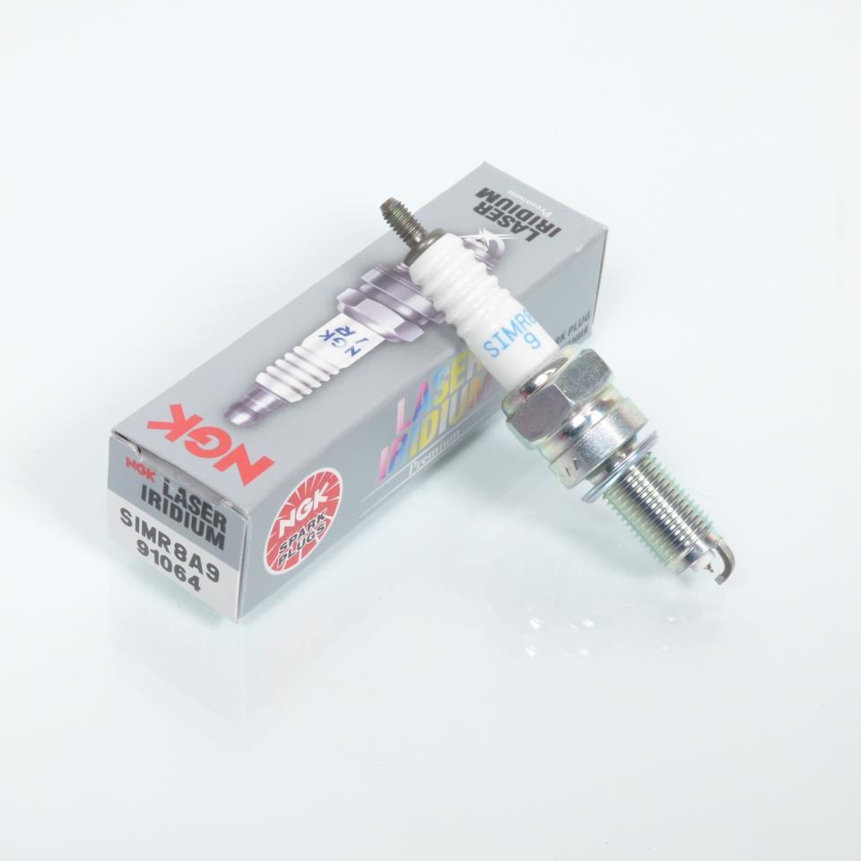 Bougie d'allumage NGK pour Moto Honda 250 Cbr R Abs 2011 à 2015 SIMR8A9 Neuf