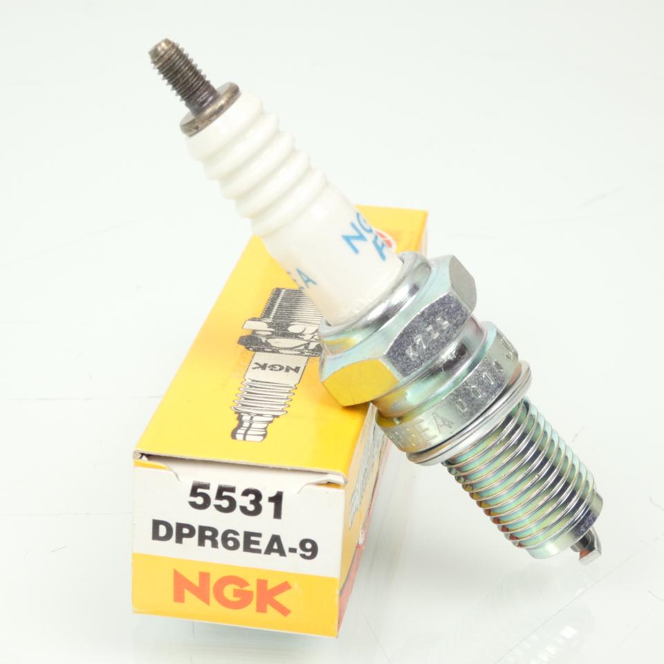 Bougie d'allumage NGK pour Scooter Piaggio 250 Hexagon Gt Après 1998 Neuf
