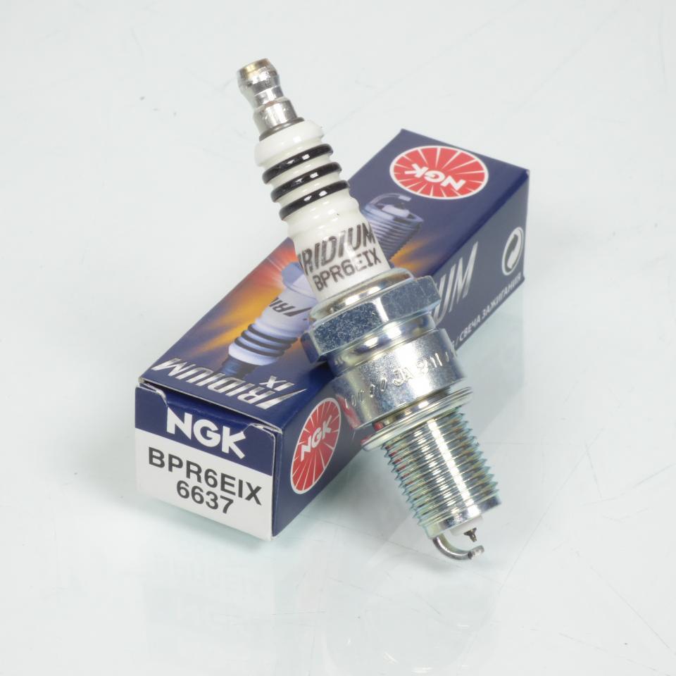 Bougie d'allumage NGK pour Moto Yamaha 535 XV 1997 à 1999 Neuf