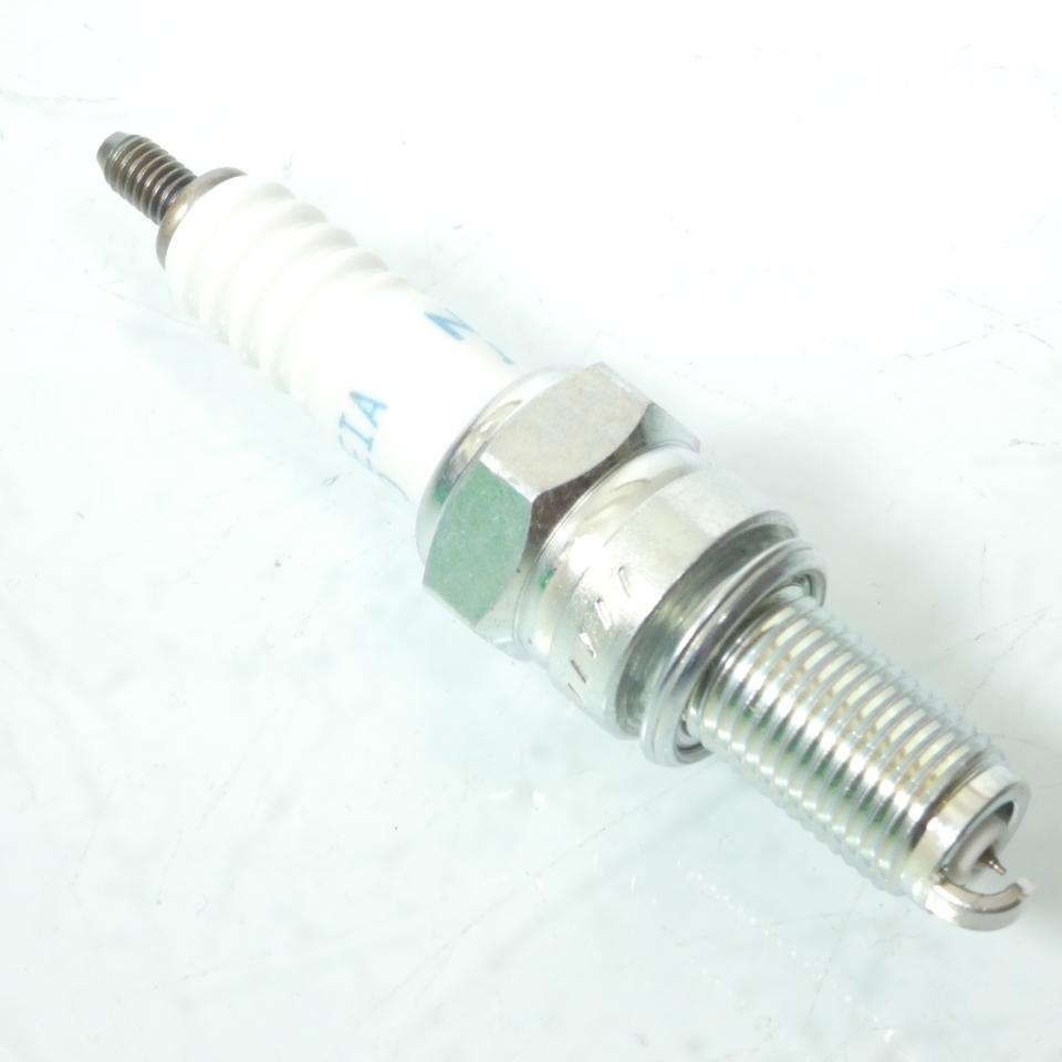 Bougie d'allumage NGK pour Moto Hyosung 650 GT Comet 2003 à 2020 CR8EIA-10 / 4708 / Par 4 Neuf