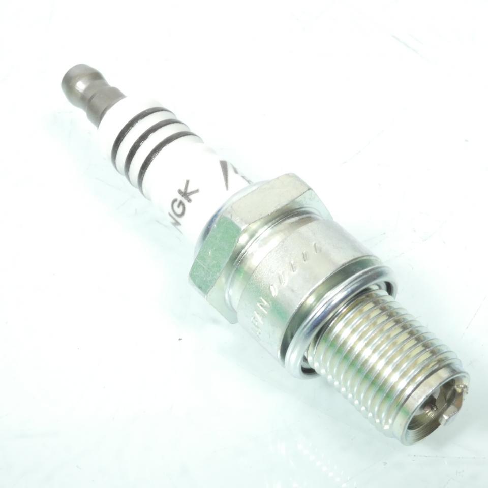 Bougie d'allumage NGK pour Moto Honda 125 NSR F 1997 à 2003 BR9ECSIX / 5438 Neuf