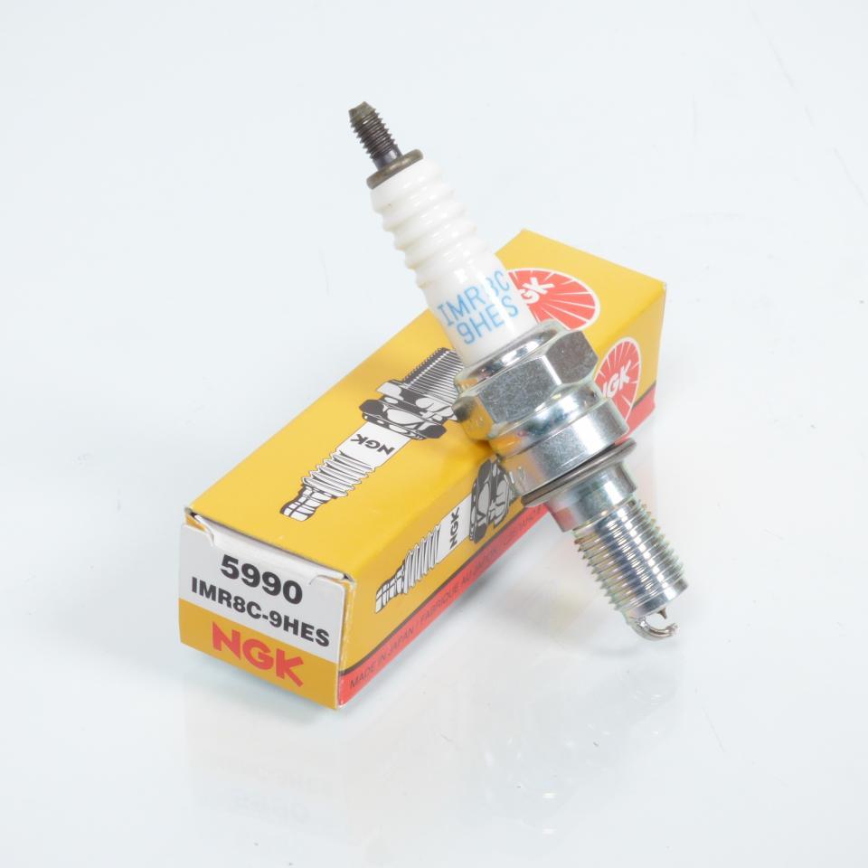 Bougie d'allumage NGK pour Moto Honda 1000 Cbf F Après 2010 IMR8C-9HES / 5990 Neuf