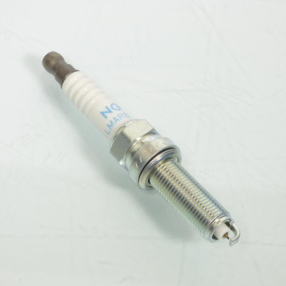 Bougie d'allumage NGK pour Scooter Piaggio 125 Medley Après 2016 LMAR8EI-7 / 92499 Neuf