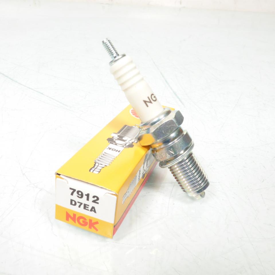 Bougie d'allumage NGK pour Moto BMW 750 K 75 1985 à 1996 D7EA Neuf