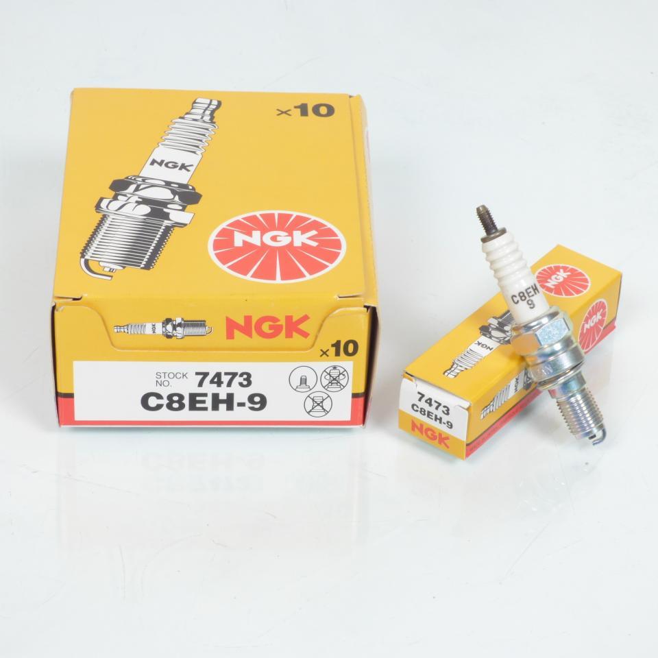 Bougie d'allumage NGK pour Scooter Daelim 125 NS Après 1998 C8EH-9 / 7473 Neuf